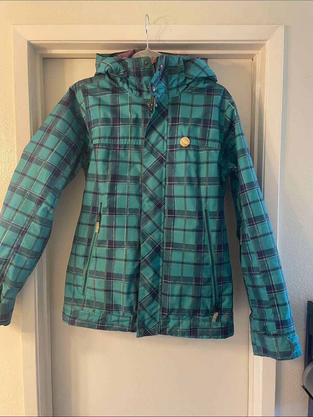 Burton White Collection Snowboard jacket.